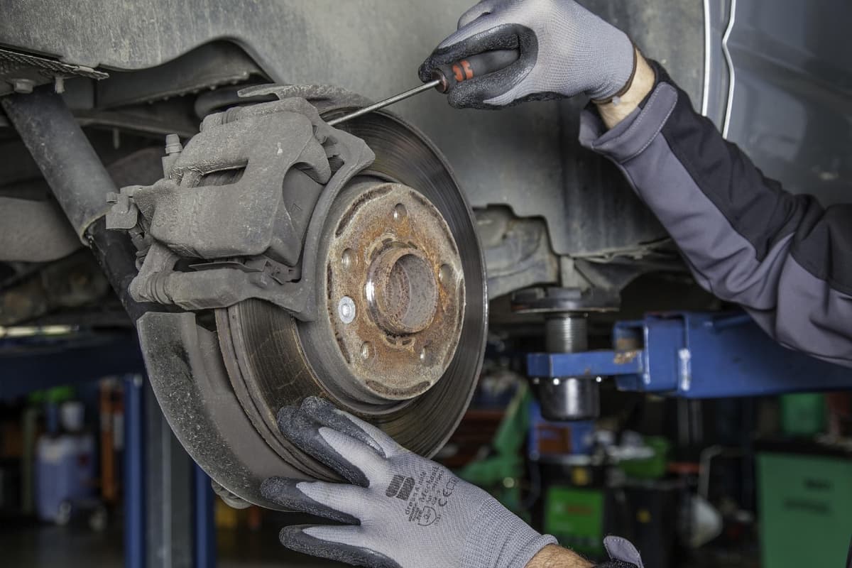 Professional brake repair and maintenance service